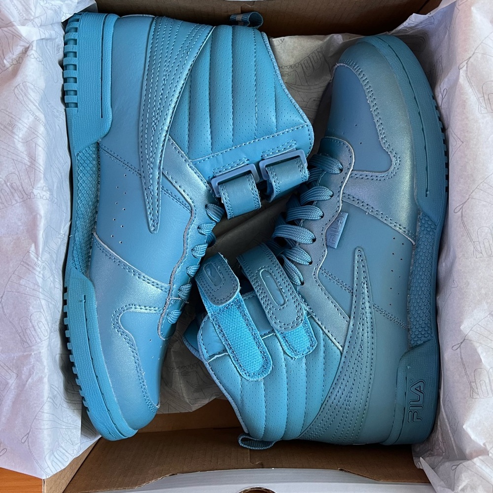 Fila Iridescent Blue Women's High-Top Velcro Lace Up Sneakers